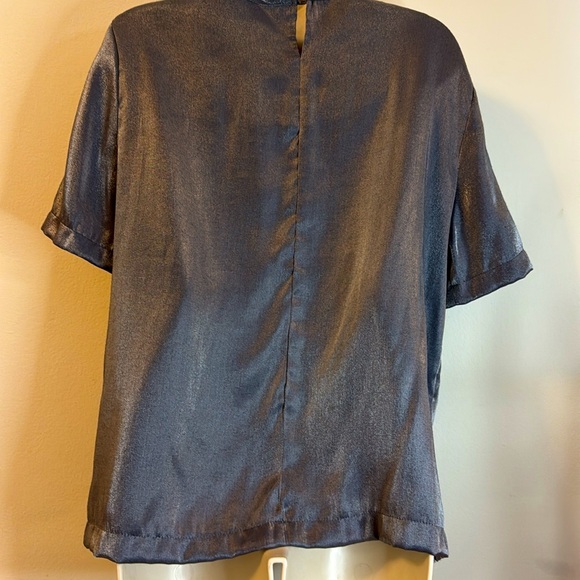 Saint Germaine Vintage Silver Short Sleeve Top Shoulder Pads Sz M Made in the US - Picture 2 of 5